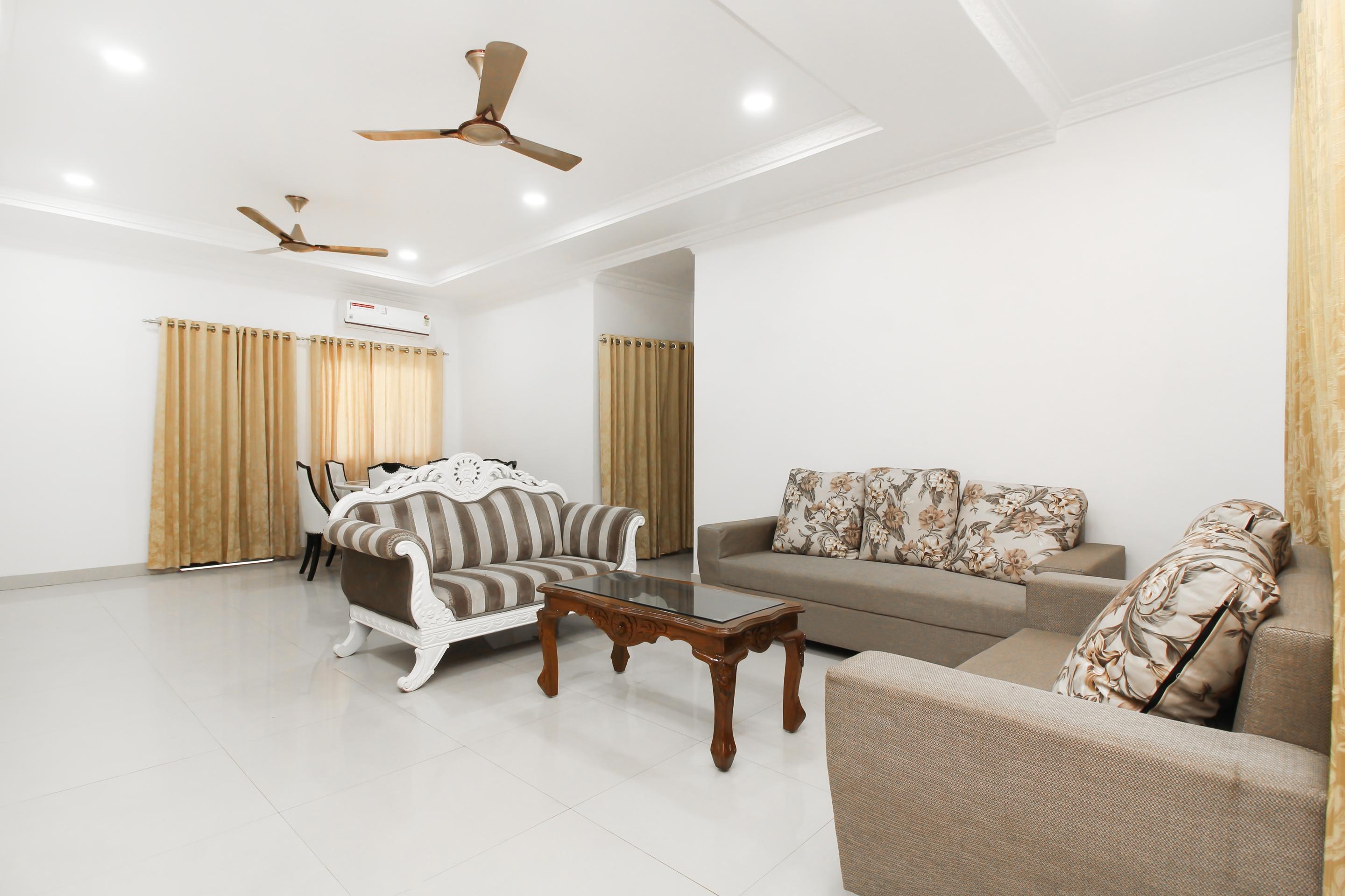 Oyo 37499 Saba Service Apartments Hyderabad Esterno foto